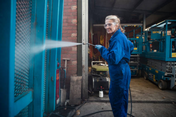 Best Machinery and Equipment Cleaning  in Vineyards, FL
